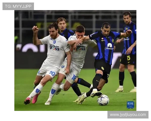 意甲前四球队实力对比及赛季表现解析 意甲前四球队实力对比及赛季表现解析